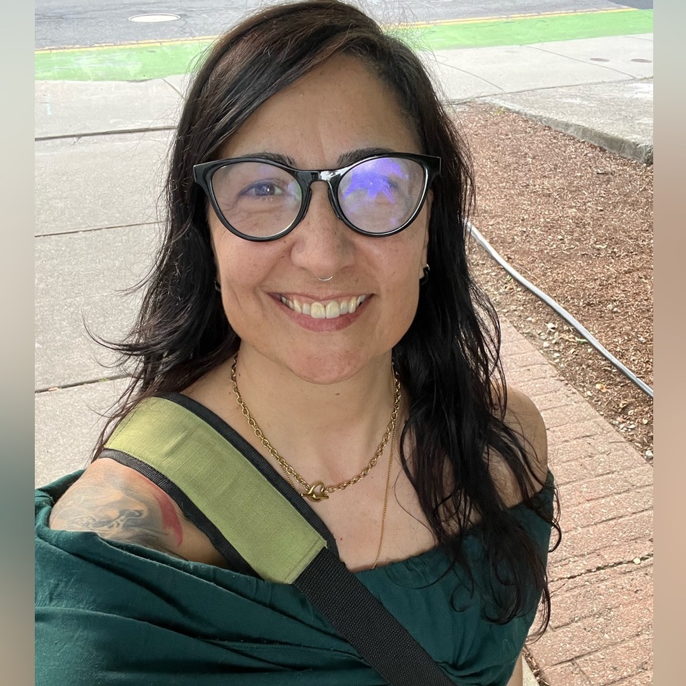 Meet your Posher, Isabel